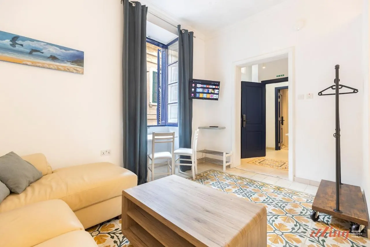 A Studio Apartment In Malta'S Capital Valletta