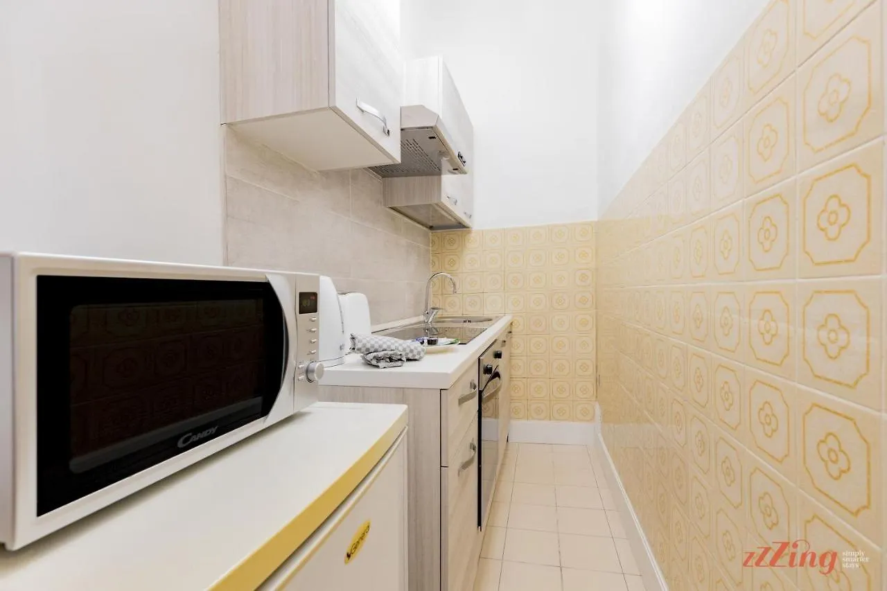 A Studio Apartment In Malta'S Capital Valletta