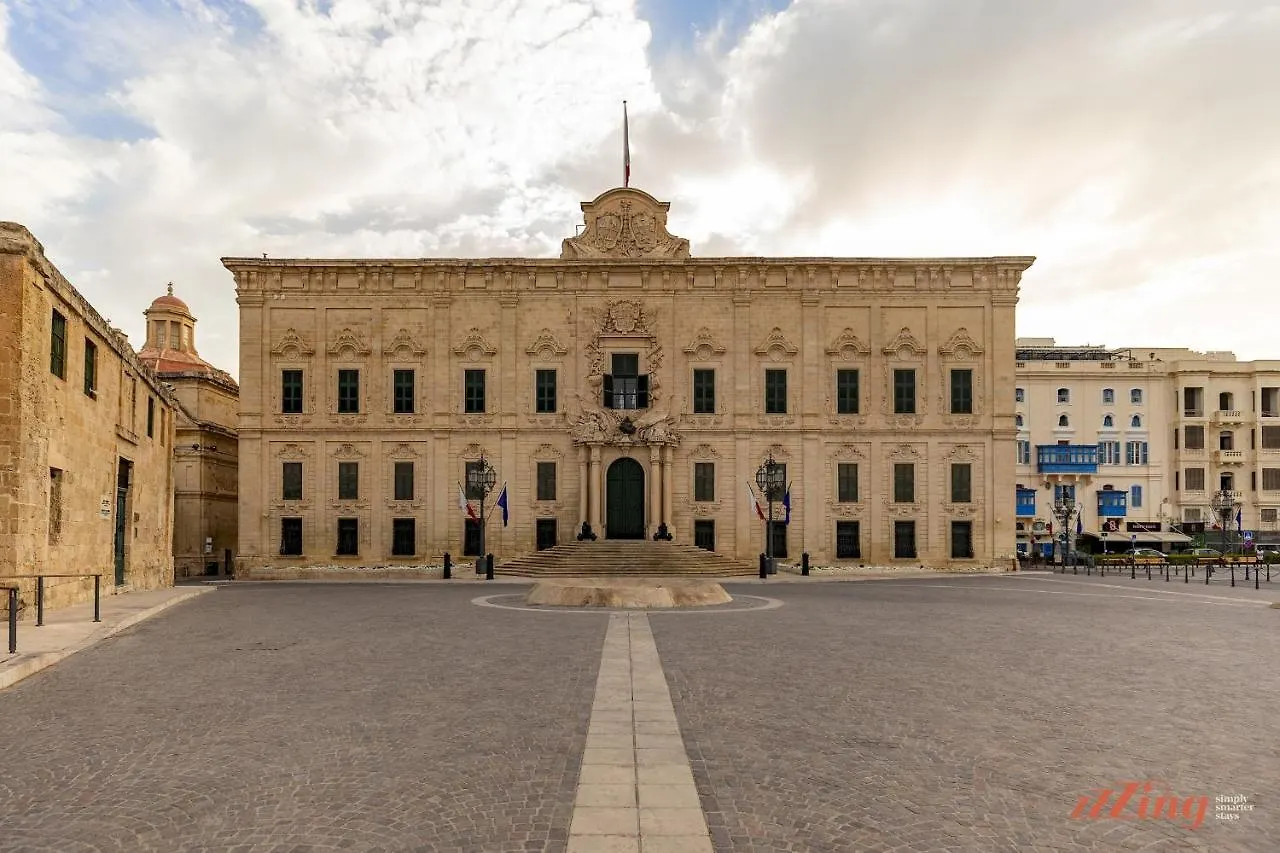 A Studio Apartment In Malta'S Capital Valletta