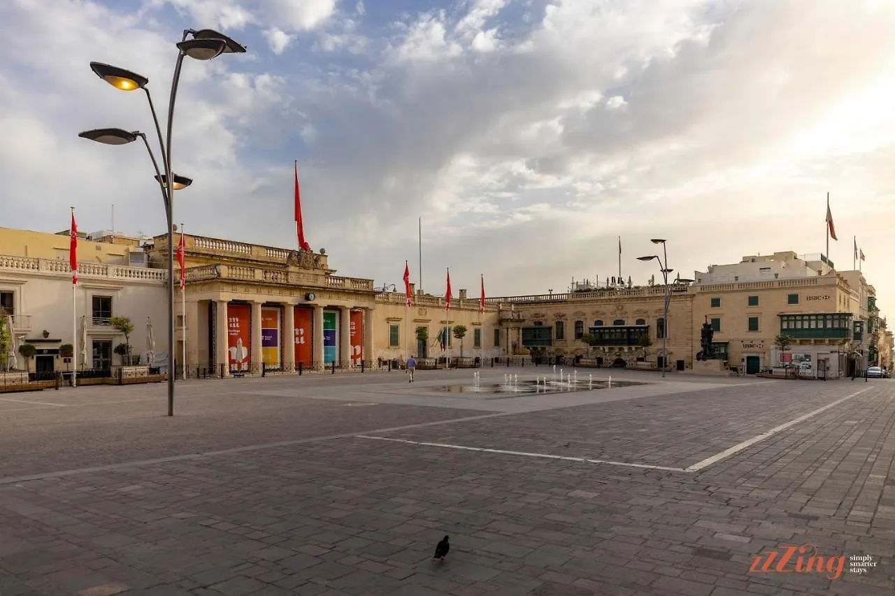 A Studio Apartment In Malta'S Capital Valletta