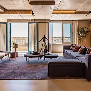 Iniala Harbour House Hotel