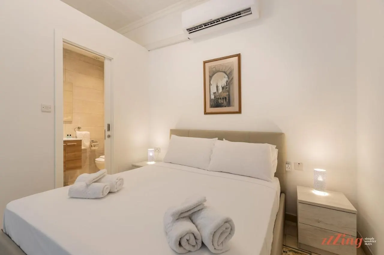 A Studio Apartment In Malta'S Capital Valletta